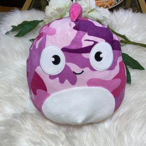 Squishmallow 8" Bronte The Chameleon Plush‎ Pink Camo Camouflage Stuffed Animal